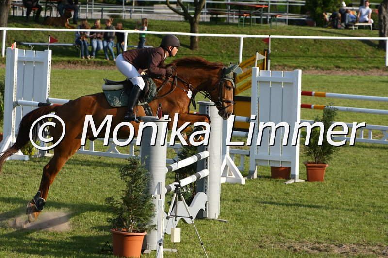 204M2049_Colin_Stil Axx.JPG